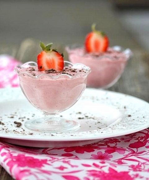 Super Strawberry Pudding via LizsHealthyTable.com