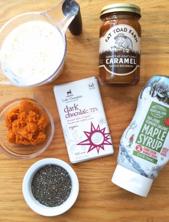 Pumpkin Chia Pudding Ingredients and toppers via Lizshealthytable.com