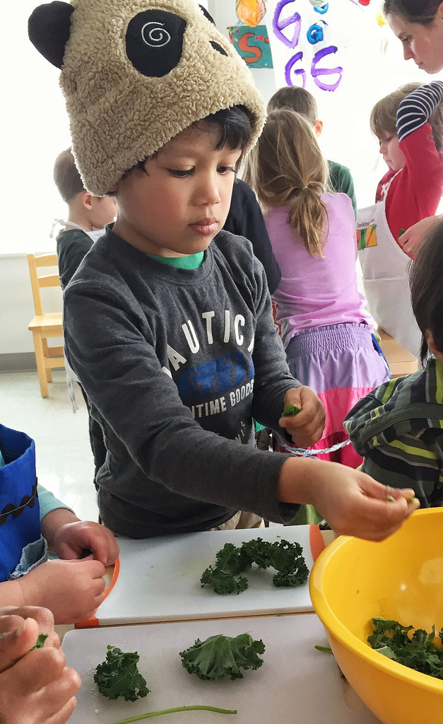 Preschoolers cooking via LizsHealthyTable.com