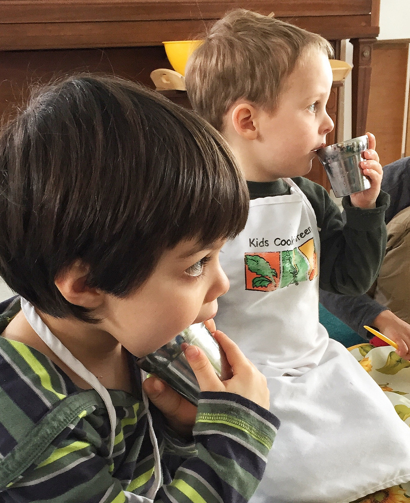 Getting Kids to Try New Foods with Lainy's Polite Bite via LizsHealthyTable.com