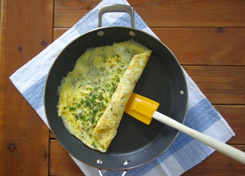 Omelet via LizsHealthyTable.com