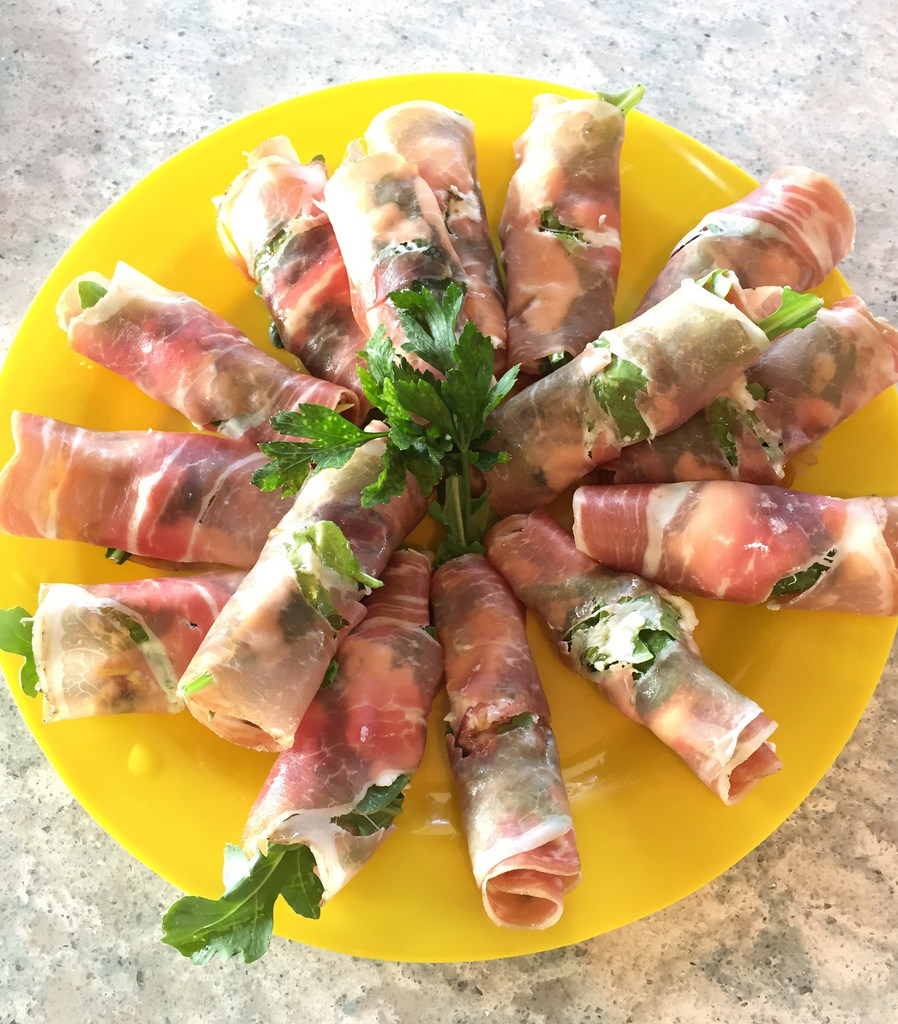 Daffodil Festival, Nantucket 2015 via LizsHealthyTable.com