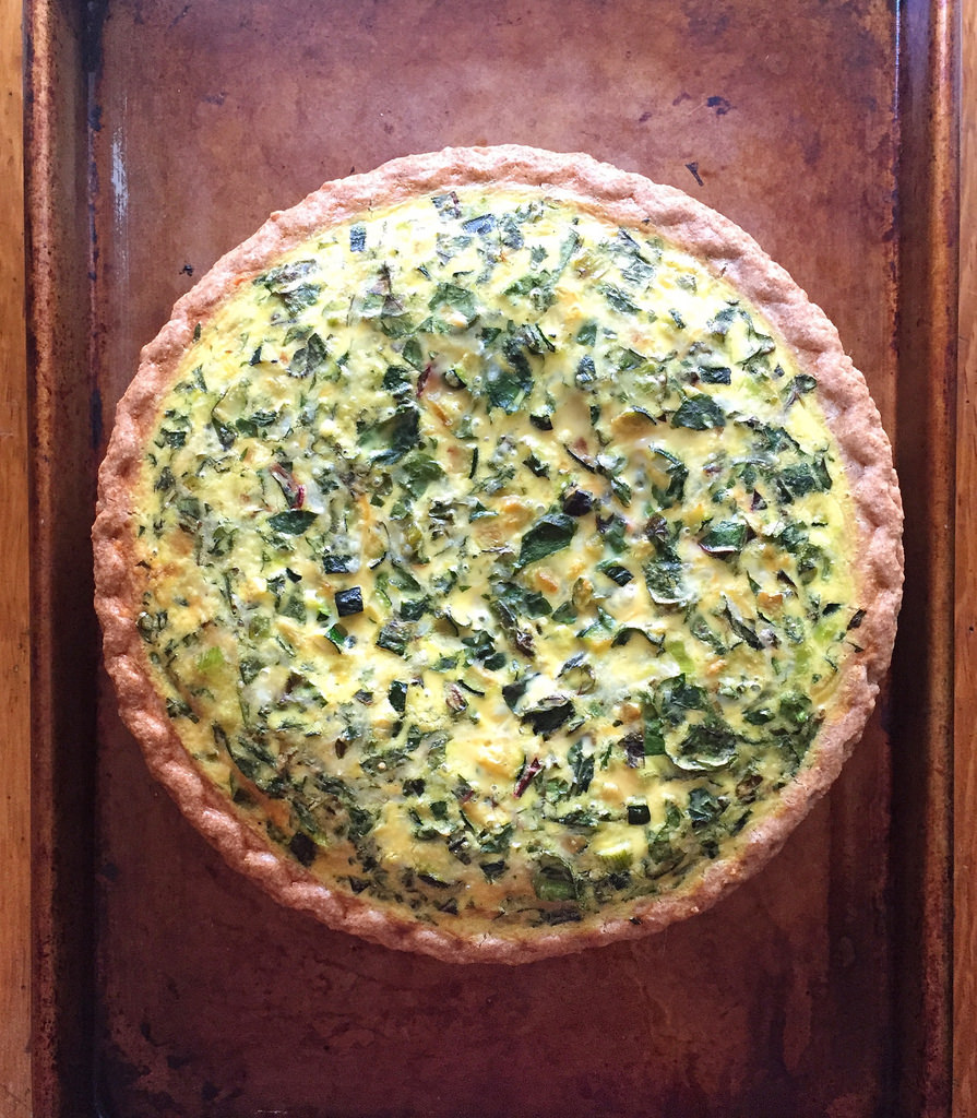 Food Photography for Smartphones - 5 Everyday Background Surfaces via LizsHealthyTable.com