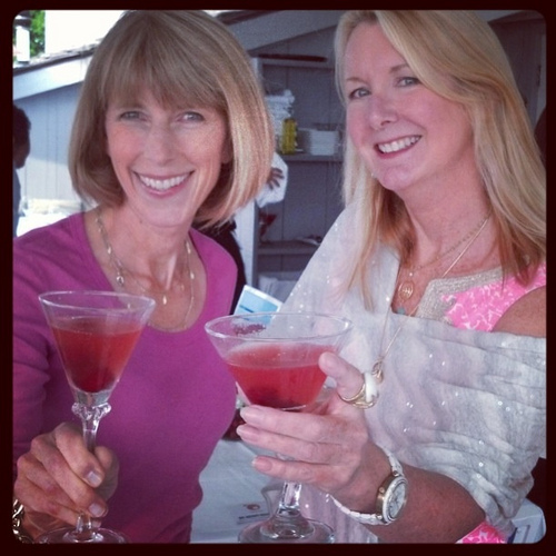 Liz and Carolyn via Lizshealthytable.com