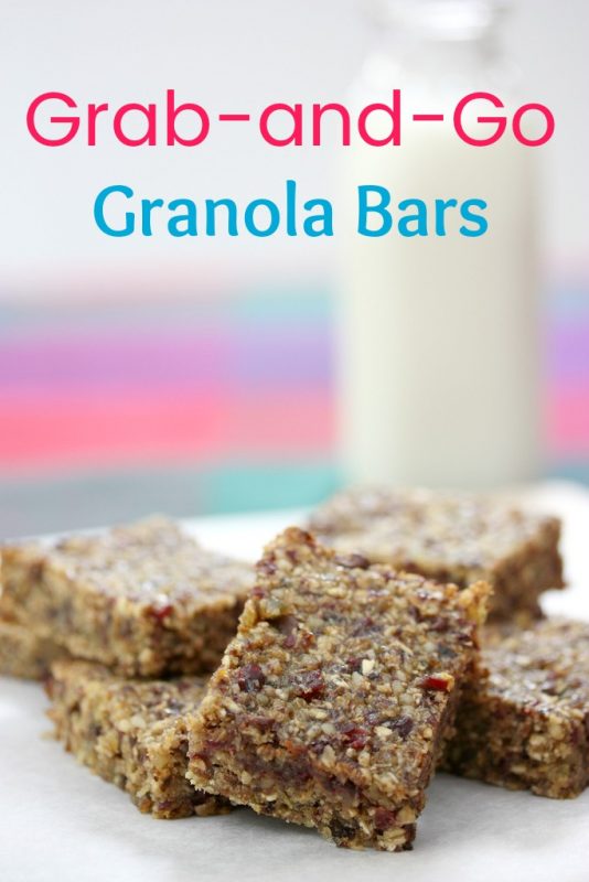 Grab-and-Go Granola Bars via LizsHealthyTable.com #breakfast #snack 