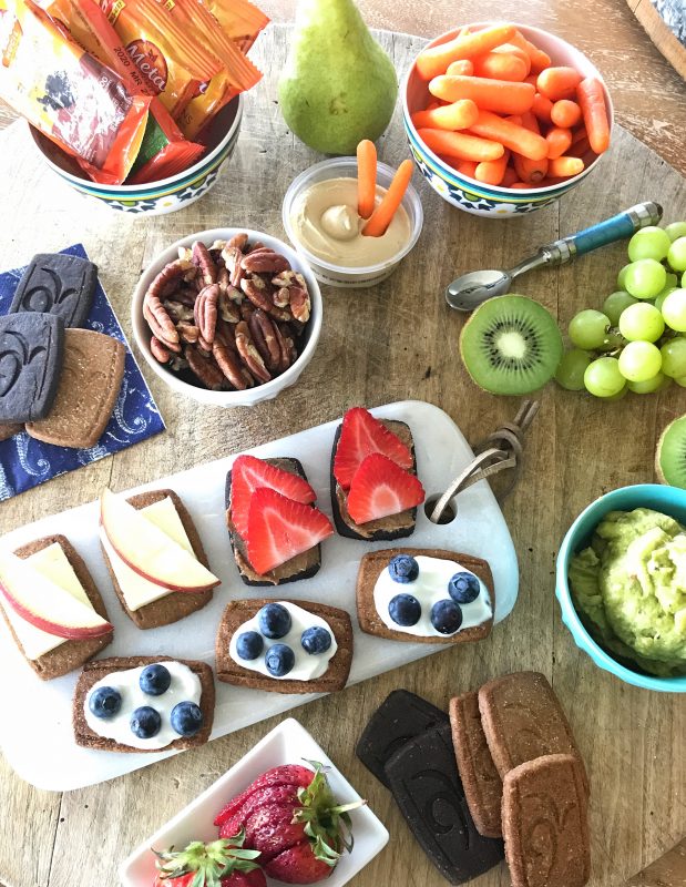 Metamucil Fiber Thins via LizsHealthyTable.com #snacks #fiber