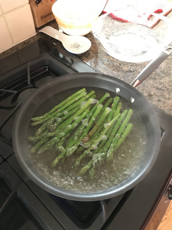 How to blanch asparagus via LizsHealthyTable.com