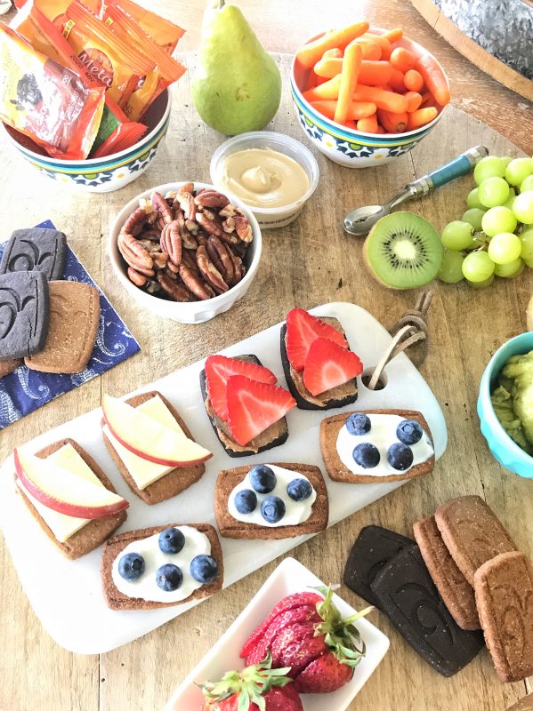 Metamucil Fiber Thins via LizsHealthyTable.com #snacks #fiber