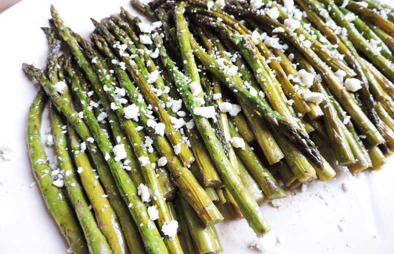 Asparagus recipe roundup via lizshealthytable.com 