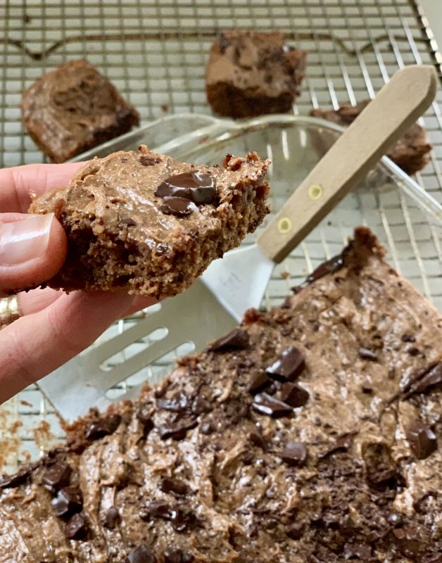 A Recipe for Gluten Free Ooey-Gooey Brownies via lpzshealthytable.com #GlutenFree