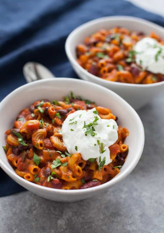 55 Family Pleasing, Plant-Forward Dinners for Family Meals Month via lizshealthytable.com #familymealsmovement #haveaplant