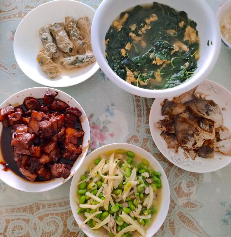 Sautéed Shrimp With Vegetables and Ketchup Sauce via lizshealthytable.com #seafood #shrimp