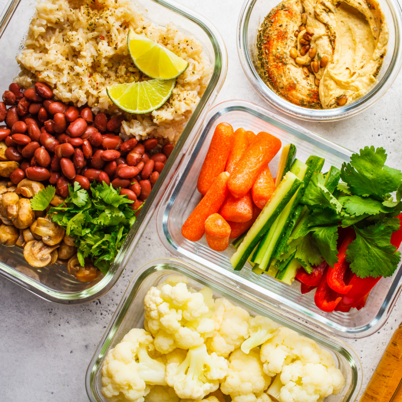 Meal Prepping for Beginners via lizshealthytable.com #mealprepping