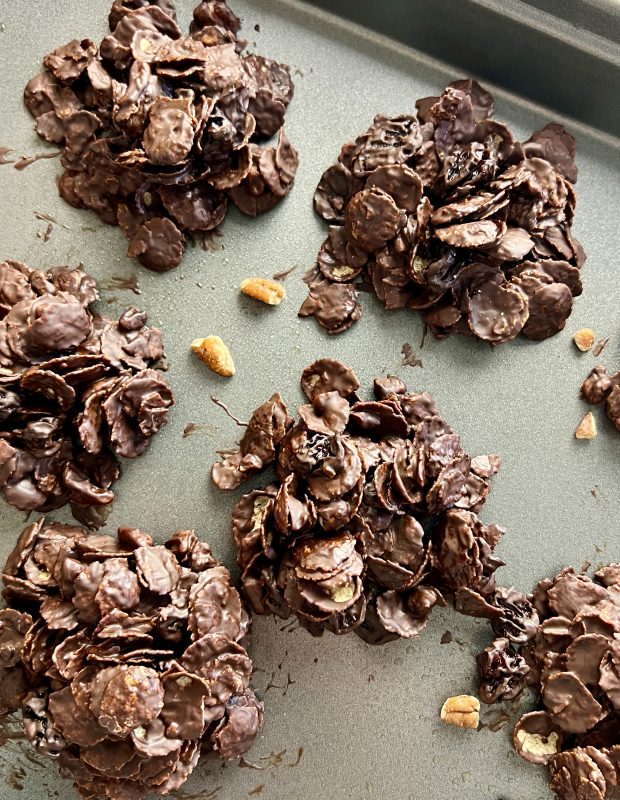 Dark chocolate, pecan, and tart cherry clusters via lizshealthytable.com