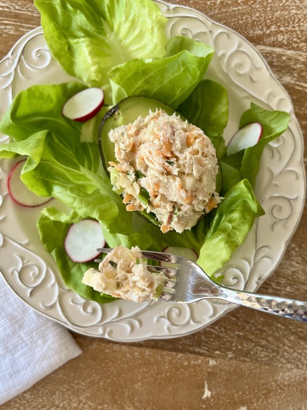 Tuna, Carrot, and Apple Salad + 5 Easy Fruit and Vegetable Hacks via lizshealthytable.com