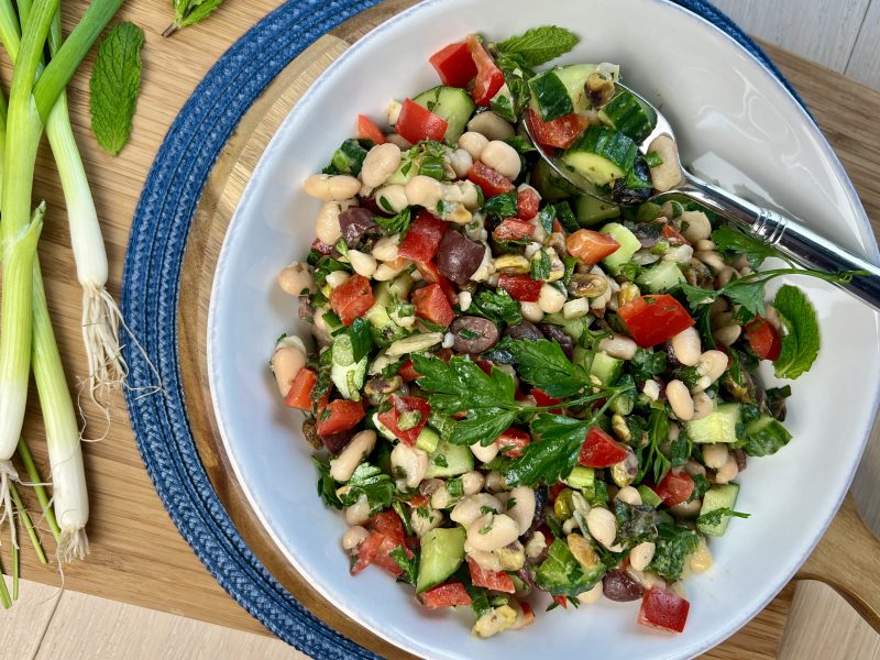 Mediterranean White Bean Salad via LizsHealthyTable.com #vegan