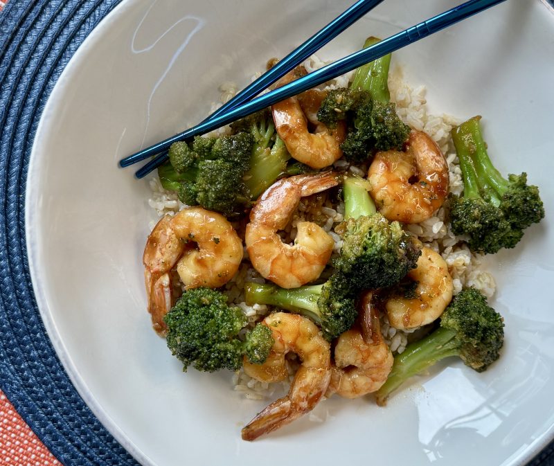 teriyaki shrimp & veggie stir fry via lizshealthytable.com